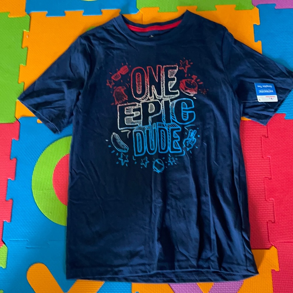 Boys T-shirt 2xl (18) kids